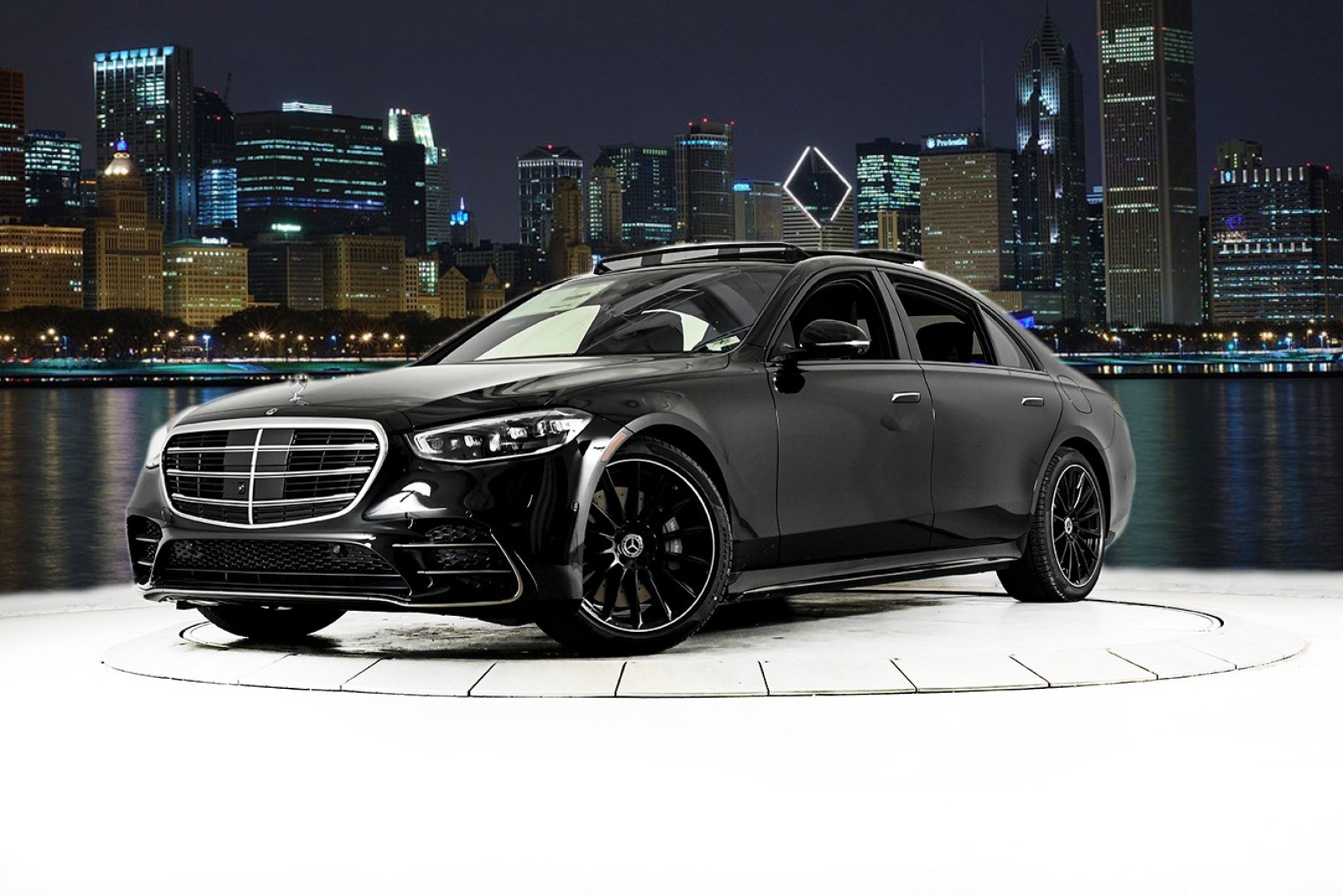mercedes benz s class 580e luxury sedan